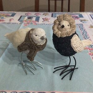 2 resin “winter” birds